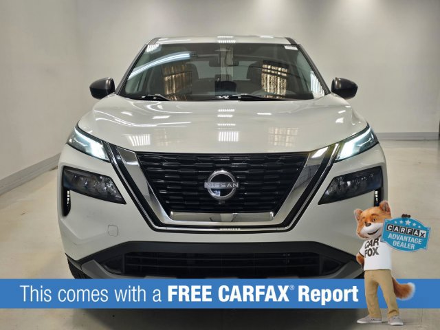 Used 2023 Nissan Rogue S FWD image 2