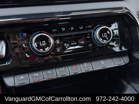New 2026 GMC Sierra 1500 AT4 w/ AT4 Premium Package AWD/4WD image 16