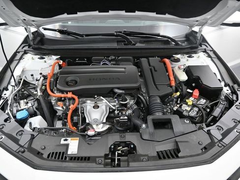 Used 2024 Honda Accord Touring image 11