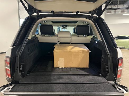 Used 2019 Land Rover Range Rover Supercharged AWD/4WD image 34