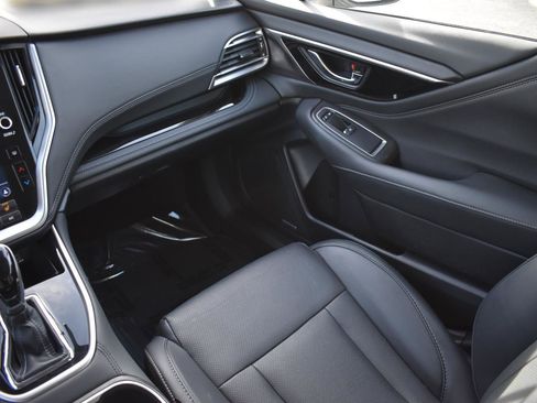 Used 2024 Subaru Outback Limited image 24