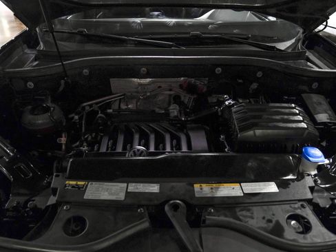 Used 2021 Volkswagen Atlas SEL AWD/4WD image 47