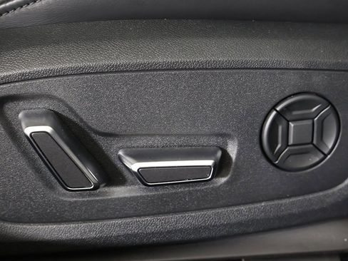 Used 2022 Audi RS 7 4.0T image 37