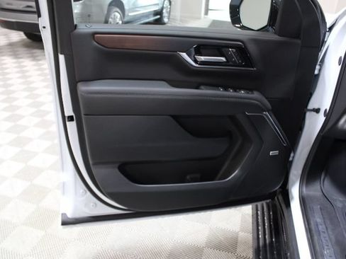 New 2026 GMC Yukon Denali w/ Denali Reserve Package AWD/4WD image 20