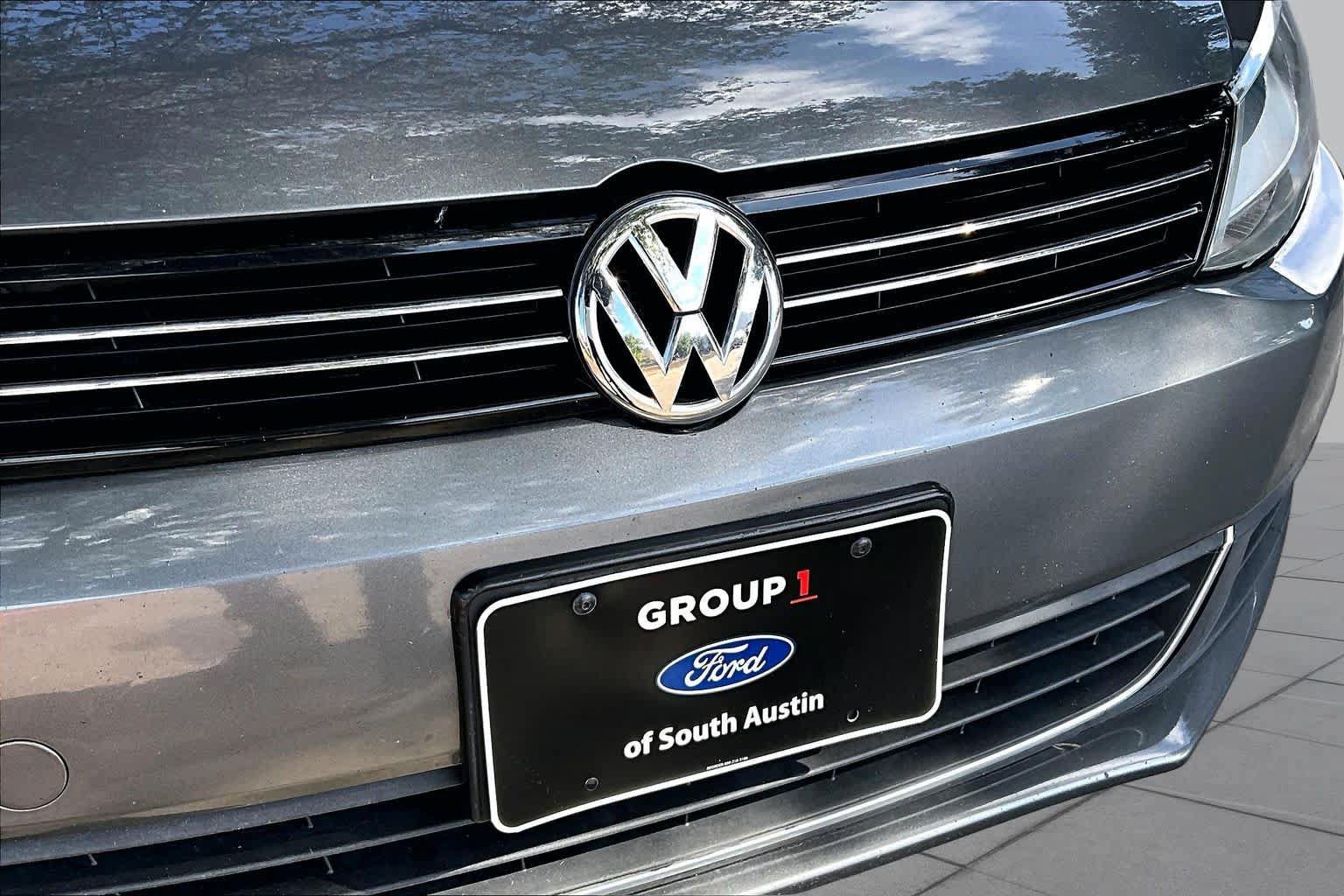 Used 2013 Volkswagen Jetta SE FWD image 30