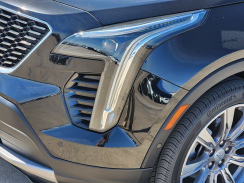 Certified 2023 Cadillac XT4 Premium Luxury w/ Technology Package FWD image 27