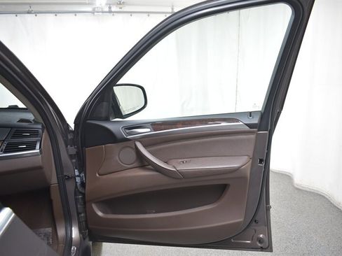 Used 2013 BMW X5 xDrive35i image 25