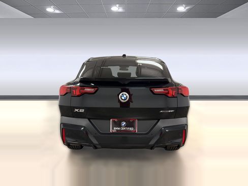 Used 2025 BMW X2 xDrive28i AWD/4WD image 10