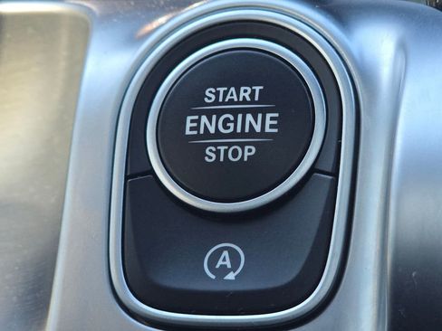 Used 2022 Mercedes-Benz GLB 250 GLB 250 image 36