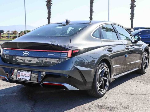 New 2026 Hyundai Sonata SEL FWD image 7