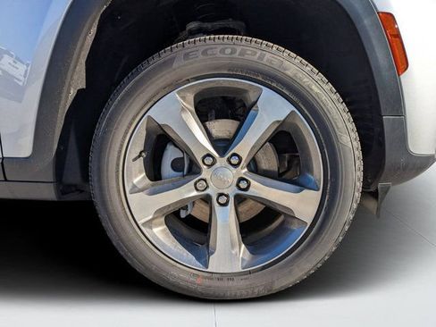 New 2026 Jeep Grand Cherokee Limited AWD/4WD image 10