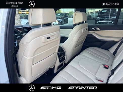 Used 2022 BMW X5 xDrive40i w/ Luxury Seating Package AWD/4WD image 20