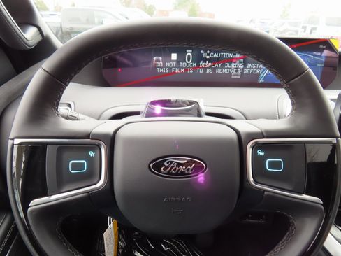 New 2025 Ford Expedition Max Platinum w/ Stealth Appearance Package image 11