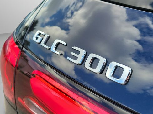 Used 2023 Mercedes-Benz GLC 300 image 30