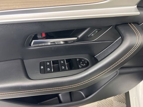 Used 2025 MAZDA CX-90 3.3 Turbo w/ Preferred Package image 13