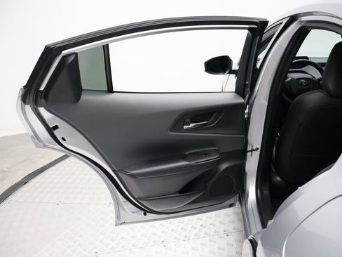 Used 2024 Toyota Prius XLE image 21