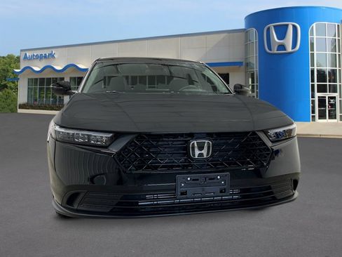 New 2025 Honda Accord LX image 9