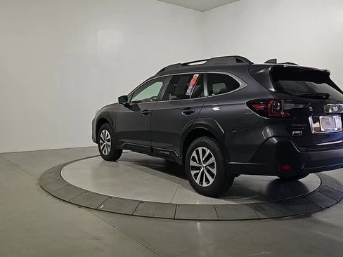 Certified 2025 Subaru Outback Premium AWD/4WD image 3