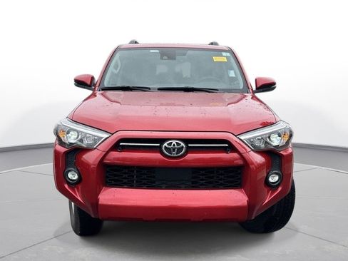 Certified 2022 Toyota 4Runner SR5 Premium image 3