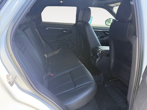 Used 2023 Land Rover Range Rover Evoque R-Dynamic S AWD/4WD image 18