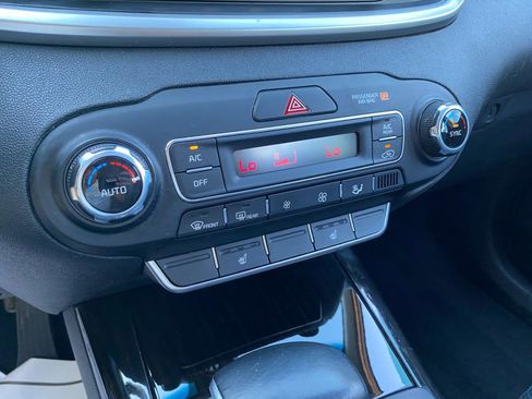 Used 2020 Kia Sorento EX FWD image 70