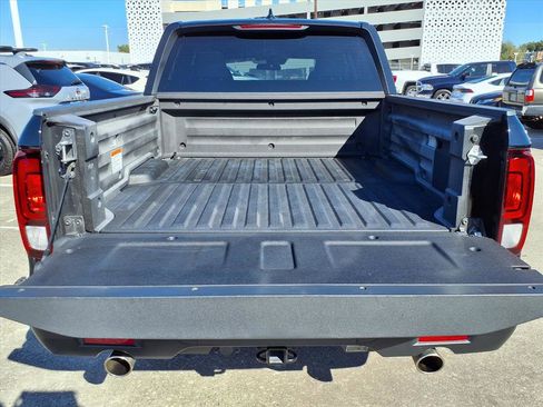 Certified 2024 Honda Ridgeline Sport image 19