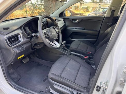 Used 2022 Kia Rio LX image 19