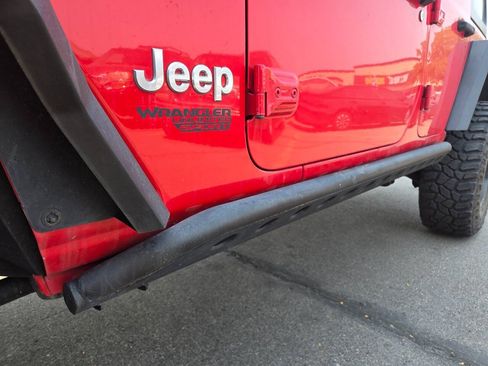 Used 2018 Jeep Wrangler Unlimited Sport S AWD/4WD image 18