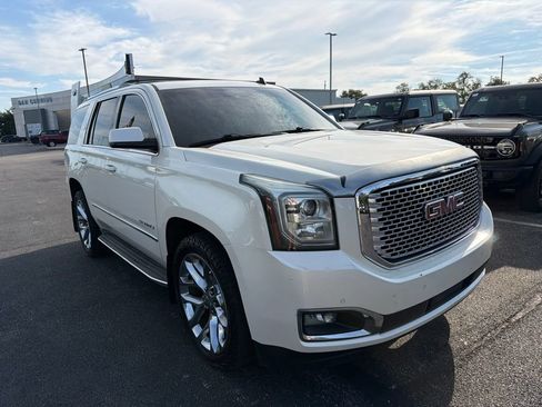 Used 2015 GMC Yukon Denali w/ Touring Package AWD/4WD image 2
