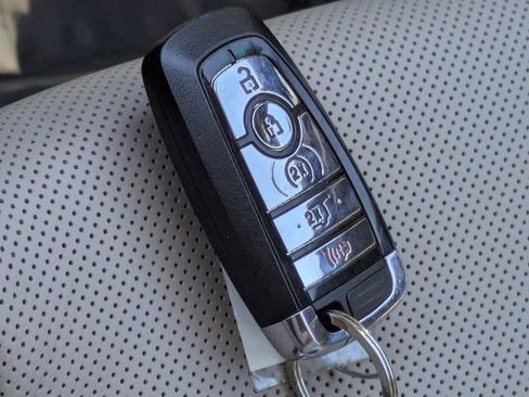 Used 2023 Lincoln Nautilus Reserve w/ Cargo Utility Package image 31