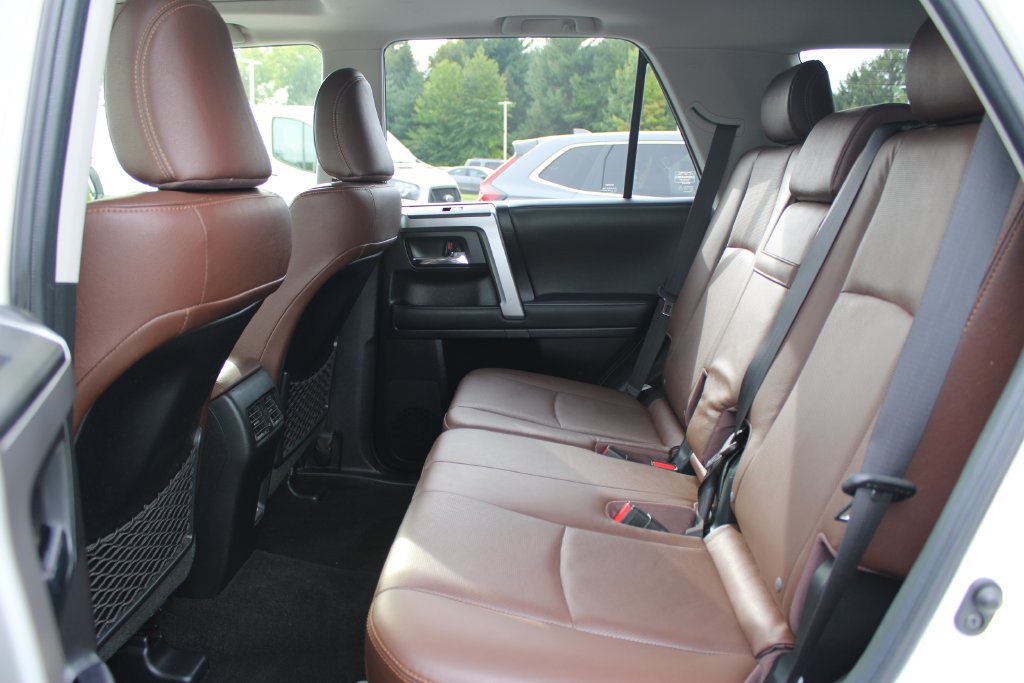 Used 2023 Toyota 4Runner Limited AWD/4WD image 12