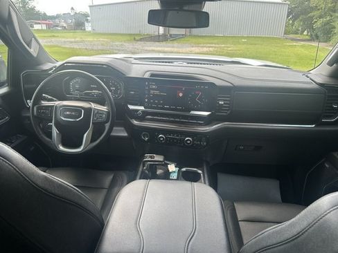 Used 2023 GMC Sierra 1500 SLT w/ SLT Premium Package AWD/4WD image 39