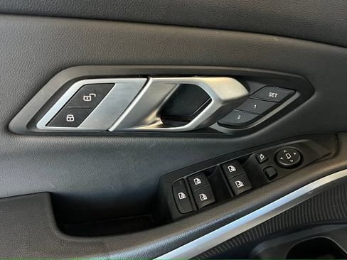 Used 2019 BMW 330i Sedan RWD image 30