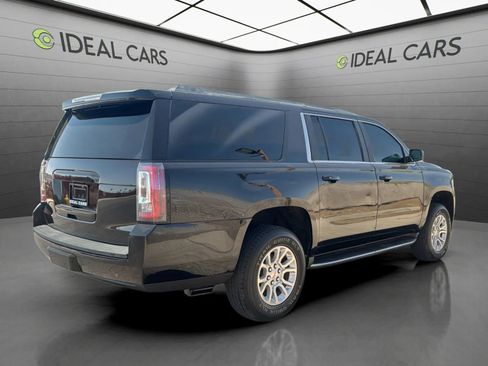 Used 2016 GMC Yukon XL SLT RWD image 5