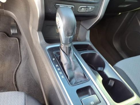 Used 2018 Ford Escape SE image 13