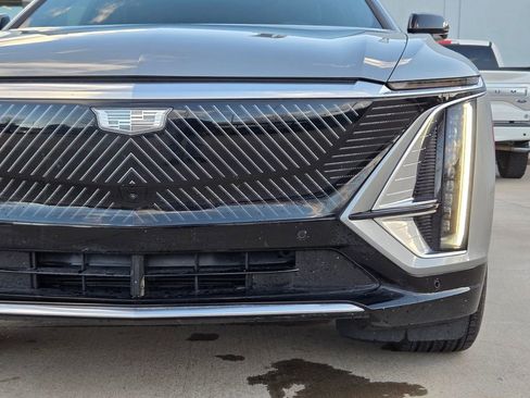 New 2026 Cadillac Lyriq Premium Luxury w/ LPO, Floor Liner Package image 6