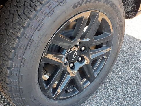 New 2026 Chevrolet Silverado 1500 RST image 25