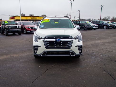 Used 2023 Subaru Ascent Touring image 2