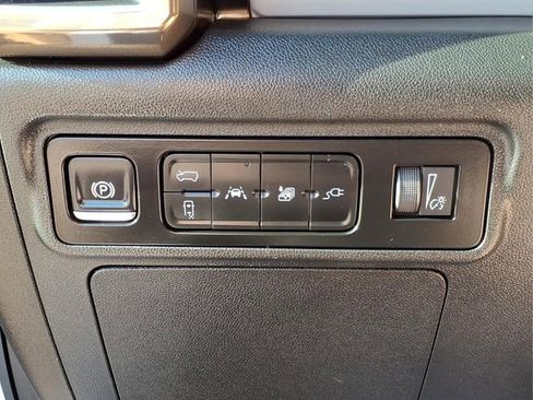 Used 2025 GMC Hummer EV 3X AWD/4WD image 19