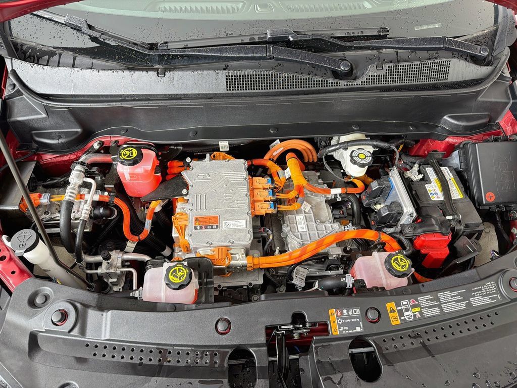 Used 2023 Chevrolet Bolt EUV Premier w/ Sun & Sound Package FWD image 30