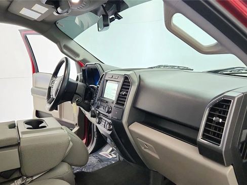 Used 2018 Ford F150 XLT w/ Equipment Group 302A Luxury AWD/4WD image 35