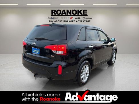 Used 2014 Kia Sorento LX image 15