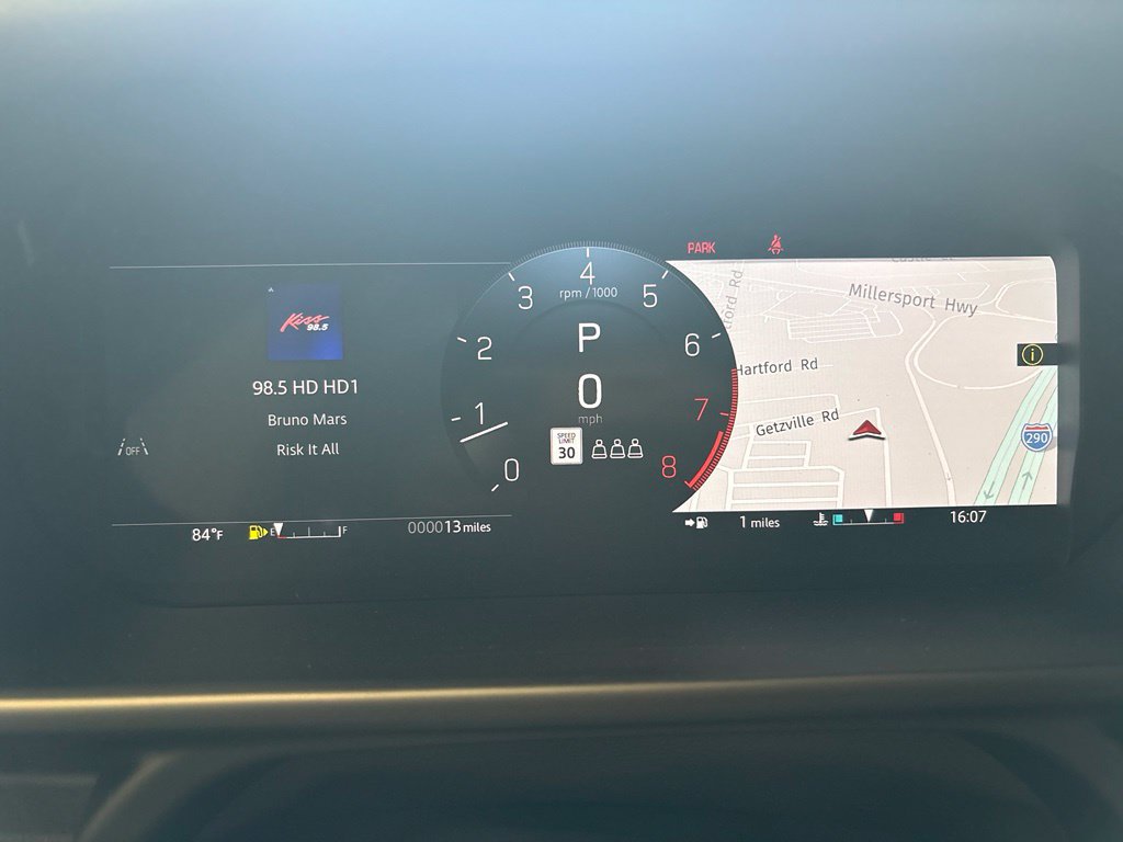 New 2026 Land Rover Defender 110 AWD/4WD image 22