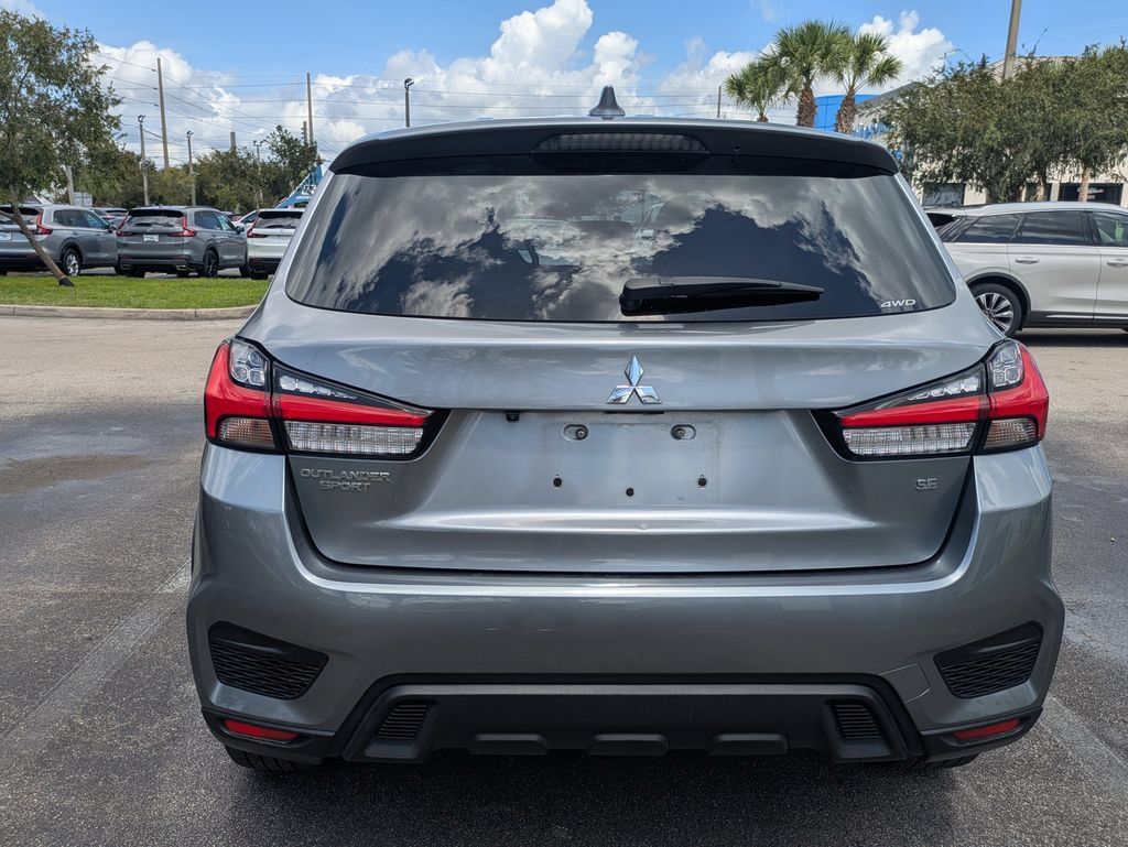Used 2024 Mitsubishi Outlander Sport SE AWD/4WD image 4