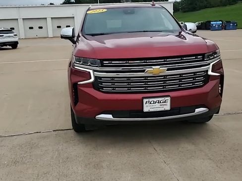 Used 2023 Chevrolet Tahoe Premier AWD/4WD image 3