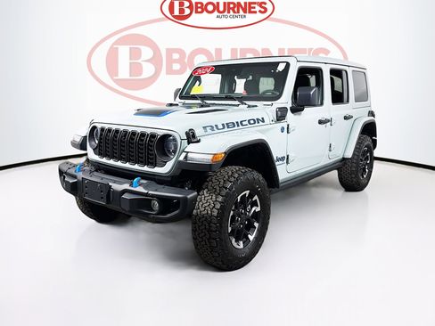 Used 2024 Jeep Wrangler Unlimited Rubicon 4xe AWD/4WD image 8