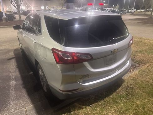 Used 2020 Chevrolet Equinox LT image 10