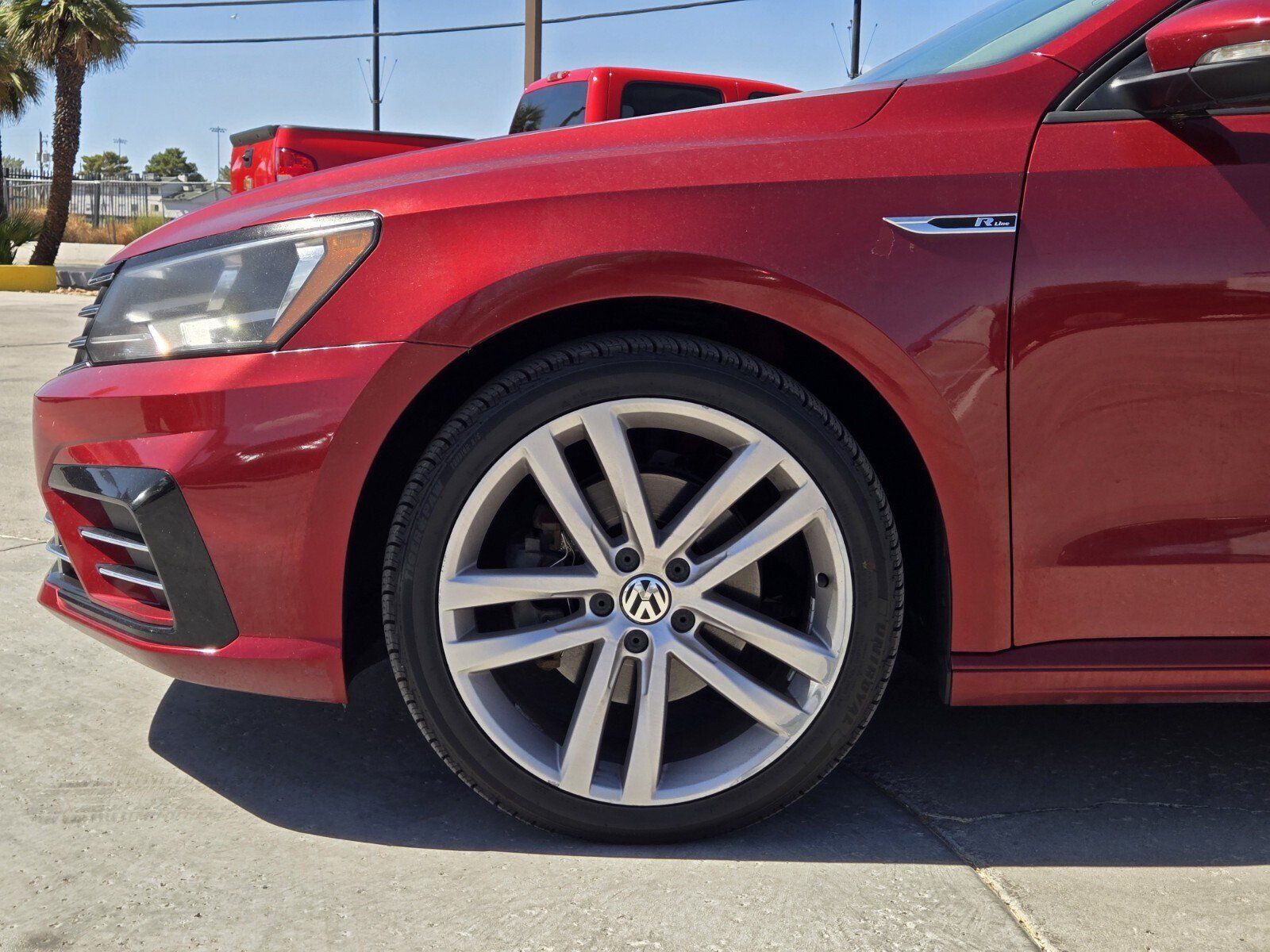 Used 2018 Volkswagen Passat 2.0T S FWD image 6