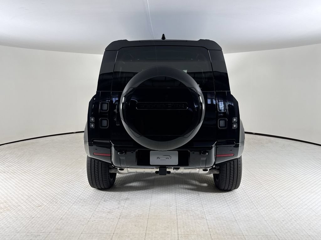 New 2026 Land Rover Defender 110 X-Dynamic SE AWD/4WD image 4