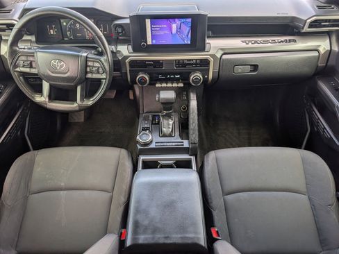 Used 2024 Toyota Tacoma SR5 AWD/4WD image 5